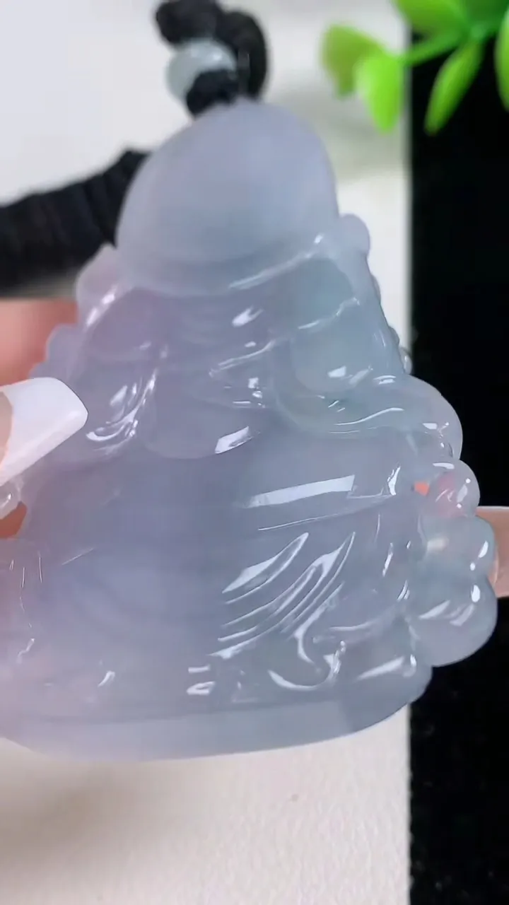 天然A货翡翠紫罗兰大势至菩萨吊坠，尺寸67.2-41-8，重量:38.43g
12月10日