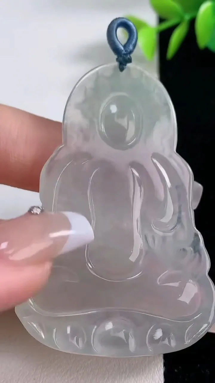 天然A货翡翠度母观音吊坠，尺寸58.4-37.5-6.2，重量:22.89g
12月10日