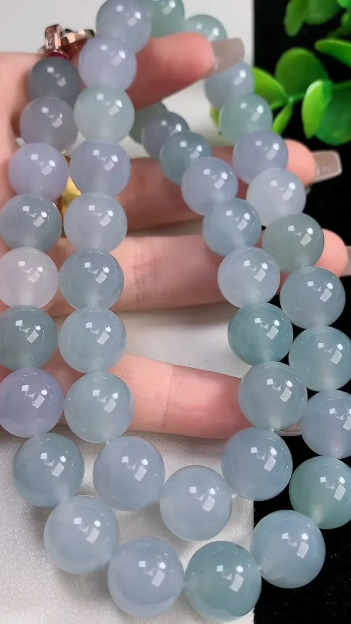 天然A货翡翠种紫罗兰圆珠项链，尺寸12-43颗，重量:141.46g12月10日
工厂直销收藏佳品,