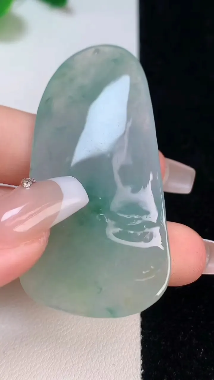 天然A货翡翠飘花文殊菩萨吊坠，尺寸58.8-28.8-9.3，重:23.63g
12月11日