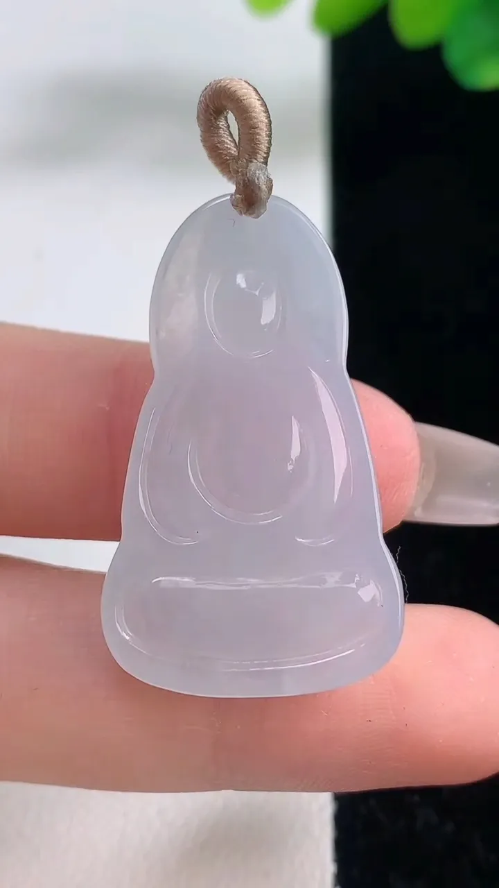 天然A货翡翠观音菩萨吊坠，尺寸34-20.8-4.8，重量:8.83g
12月11日