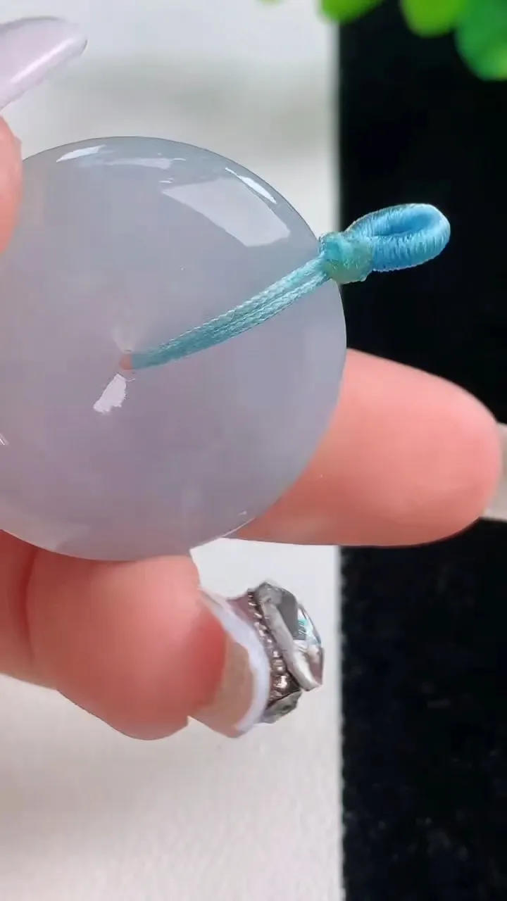 天然A货翡翠紫罗兰平安扣吊坠，尺寸28.5-5.3，重量:9.68g
12月11日