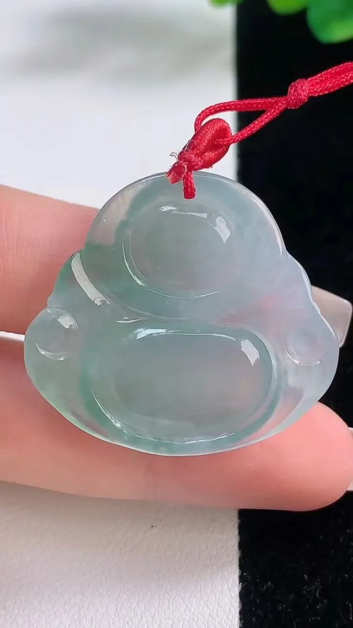 天然A货翡翠佛公吊坠，尺寸30.7-33.5-6.3，重量:9.68g
12月11日