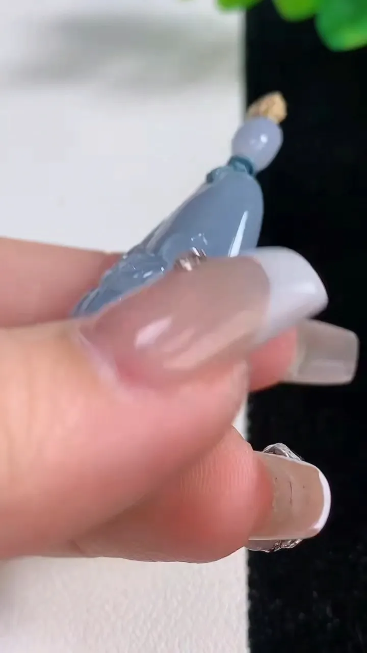 天然A货翡翠紫罗兰和和美美 荷花吊坠，尺寸43-21.5-10.4，重量:18.50g
12月11日