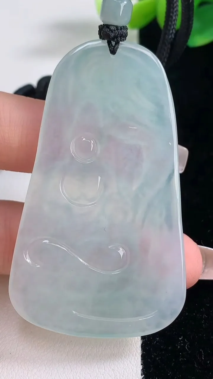 天然A货翡翠普贤菩萨吊坠，尺寸61-35.5-4.5，重量:25.91g
12月11日