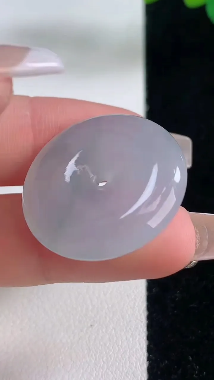 天然A货翡翠冰种飘花平安扣吊坠，尺寸26.2-6，重量:8.34g
12月11日