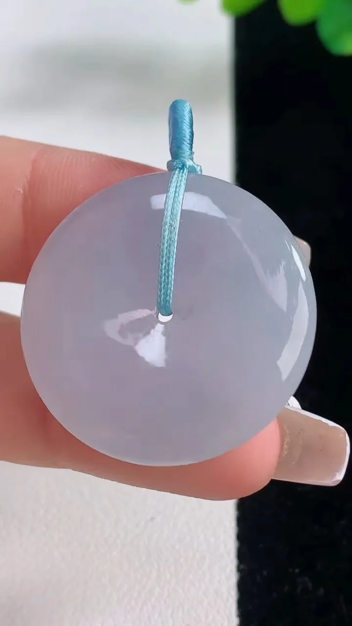 天然A货翡翠紫罗兰平安扣吊坠，尺寸28.5-5.3，重量:9.68g
12月11日