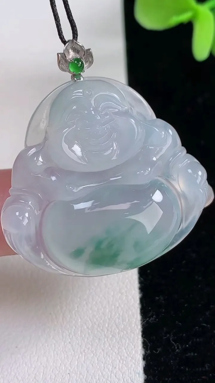 天然A货翡翠种飘花佛公吊坠，尺寸31-33.4-5.3，重量:9.60g
12月12日