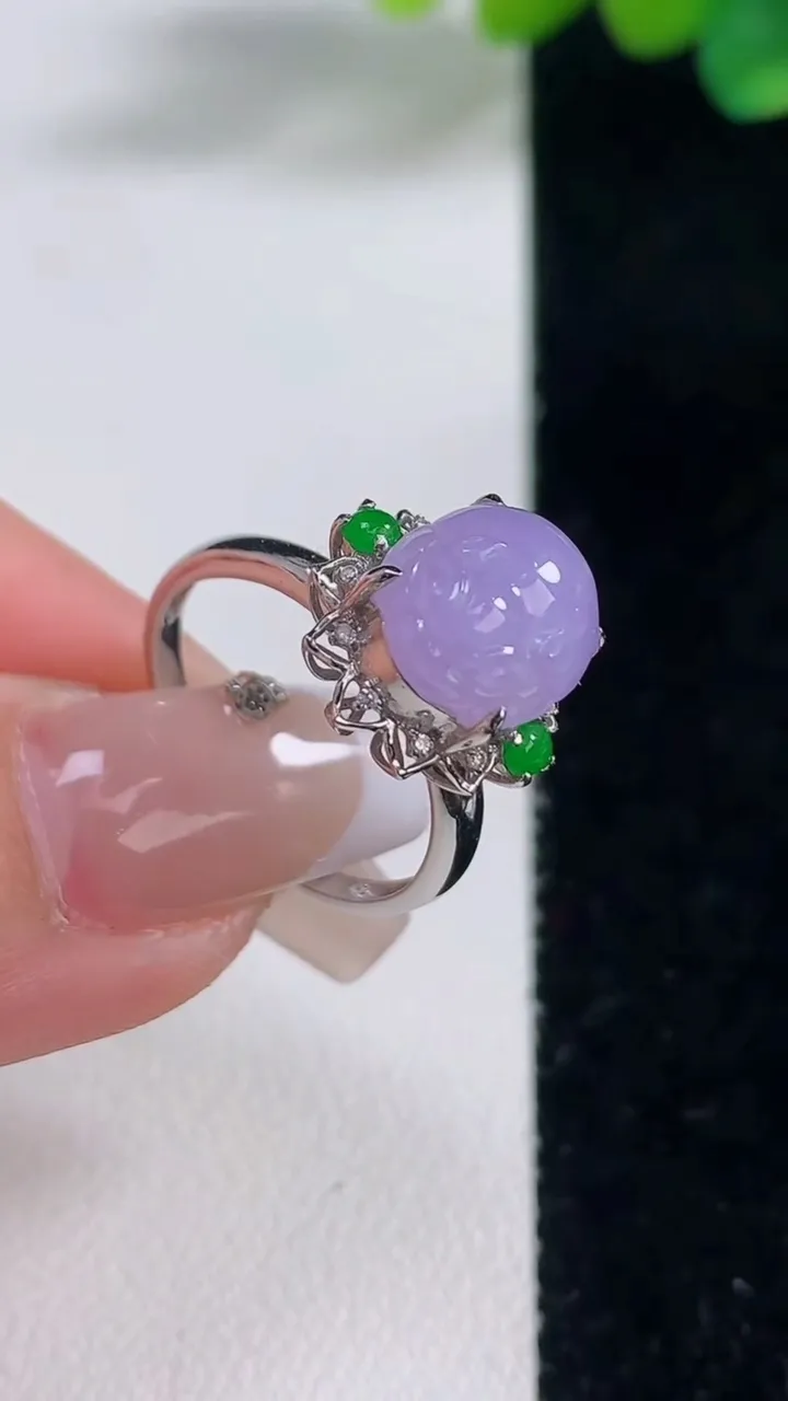 天然A货翡翠18K金紫罗兰貔貅戒指，尺寸17.3-9.5-8.6-10.4重量:3.16g2025年