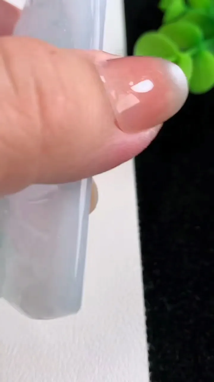 天然A货翡翠普贤菩萨吊坠，尺寸78.3-52-5，重量:45.18g
12月12日