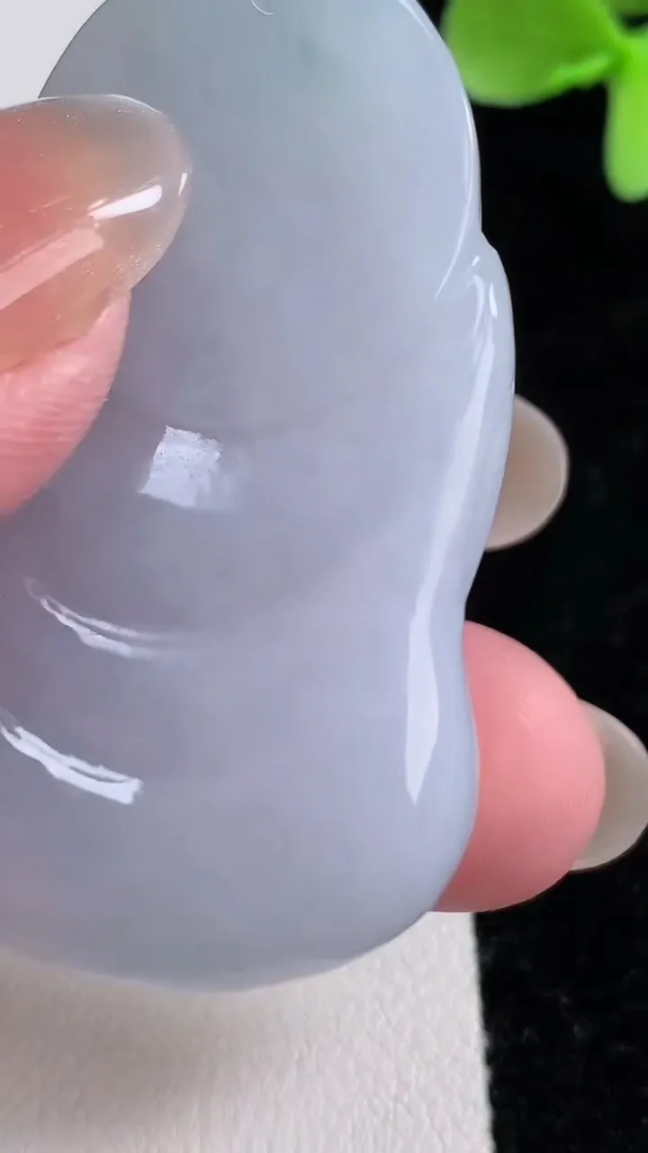 天然A货翡翠紫罗兰布袋佛吊坠，尺寸49-29.8-13，重量:37.70g
12月12日