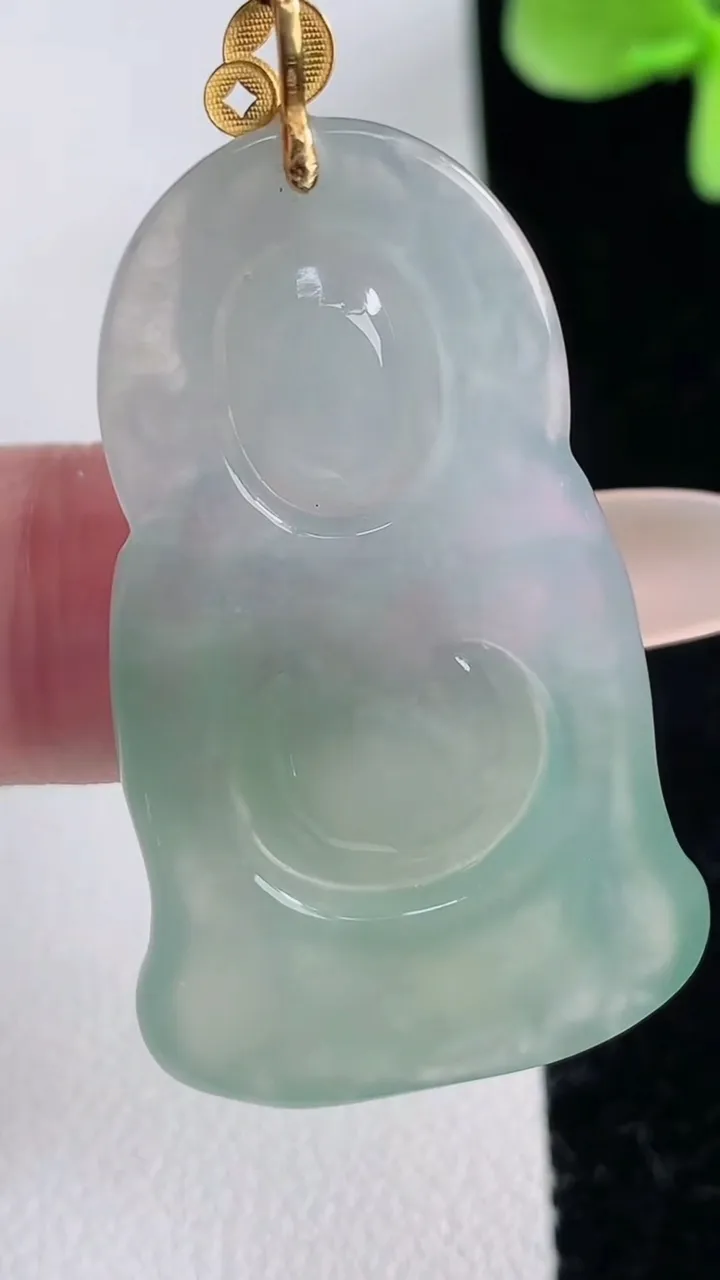 天然A货翡翠财神爷吊坠，尺寸39.5-23.7-5.3，重量:10.22g
12月12日
