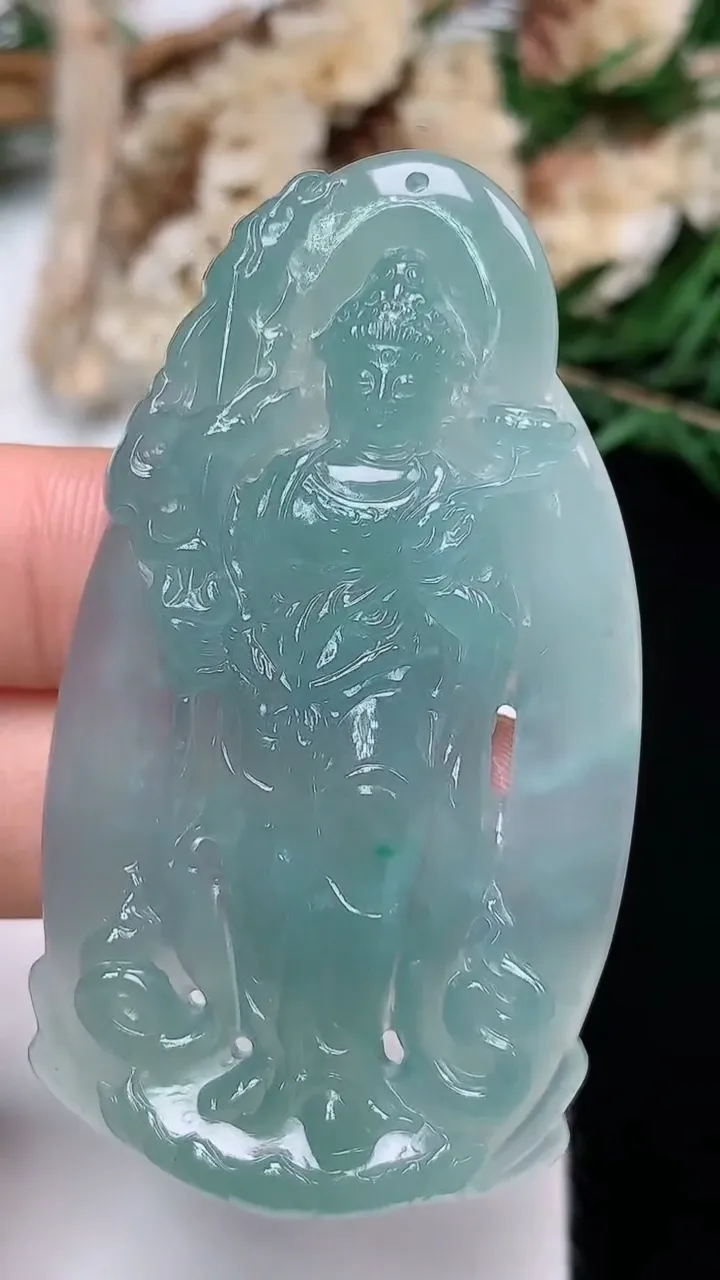 天然A货翡翠蓝水虚空藏观音菩萨吊坠，尺寸55.3-30.8-5，重量:16.86g
12月13日