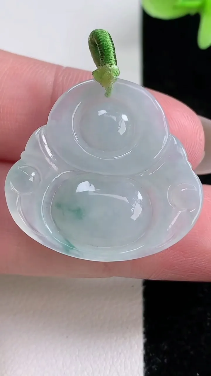 天然A货翡翠飘花佛公吊坠，尺寸27-29.2-5，重量:6.40g
12月13日