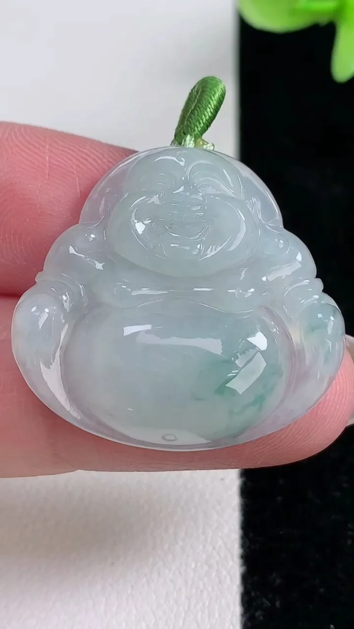 天然A货翡翠飘花佛公吊坠，尺寸27-29.2-5，重量:6.40g
12月13日