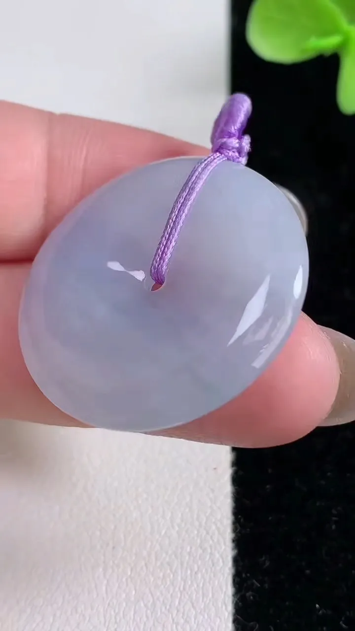 天然A货翡翠紫罗兰平安扣吊坠，尺寸30-4.8，重量:9.86g
12月14日