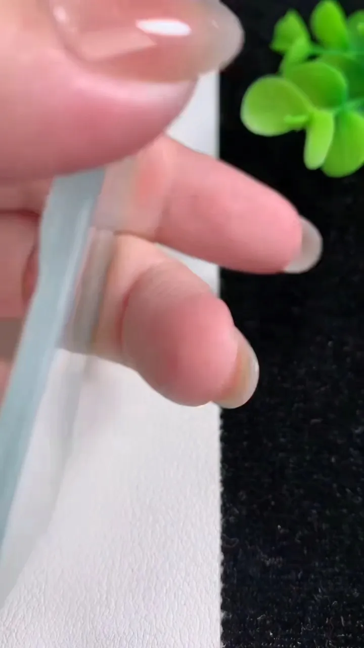 天然A货翡翠冰种飘花文殊菩萨吊坠，尺寸81.2-54.8-4.2，重量:42.05g
12月14日