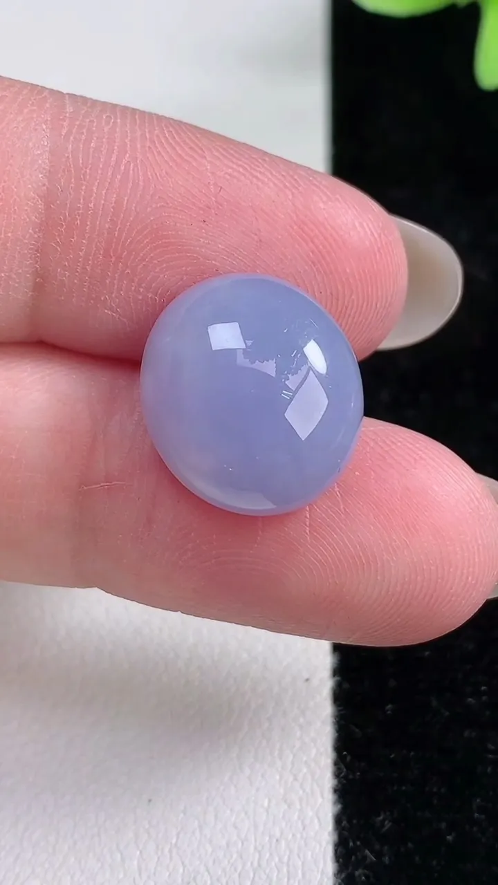 天然A货翡翠紫罗兰蛋面镶嵌件，尺寸15.4-13.6-7.4，重量:2.88g
12月14日
