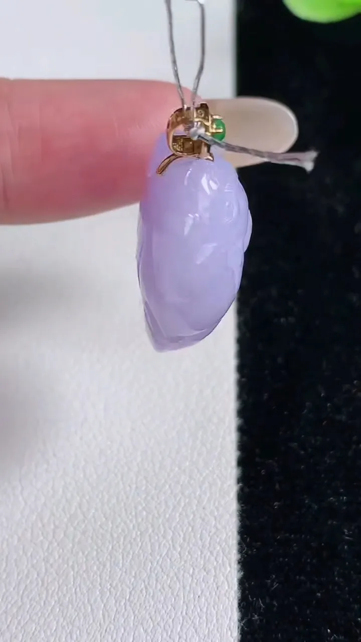 天然A货翡翠18K金紫罗兰貔貅吊坠，尺寸24.5-17.6-10.2，重量:9.01g
12月14日