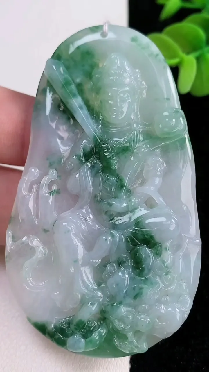 天然A货翡翠飘花文殊菩萨吊坠，尺寸72-41.8-5.3，重量:33.36g
12月14日