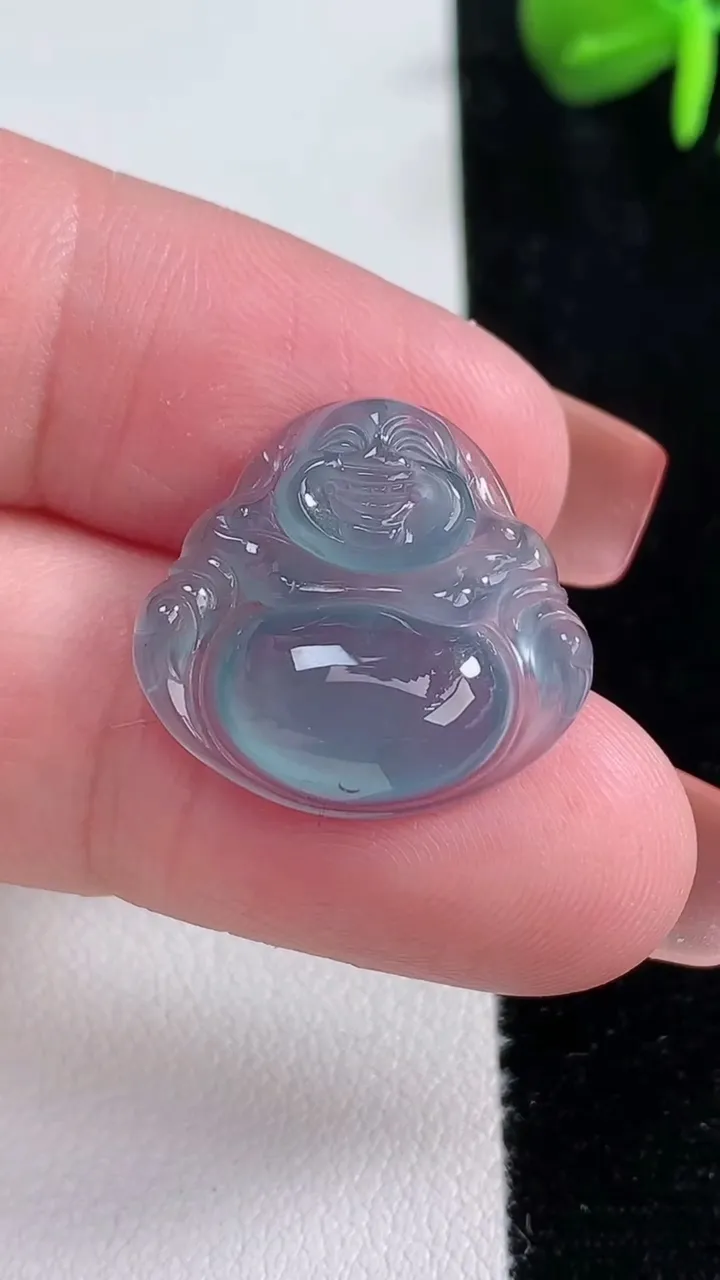 天然A货翡翠佛公吊坠，尺寸19-20.5-4.4，重量:2.72g
12月15日