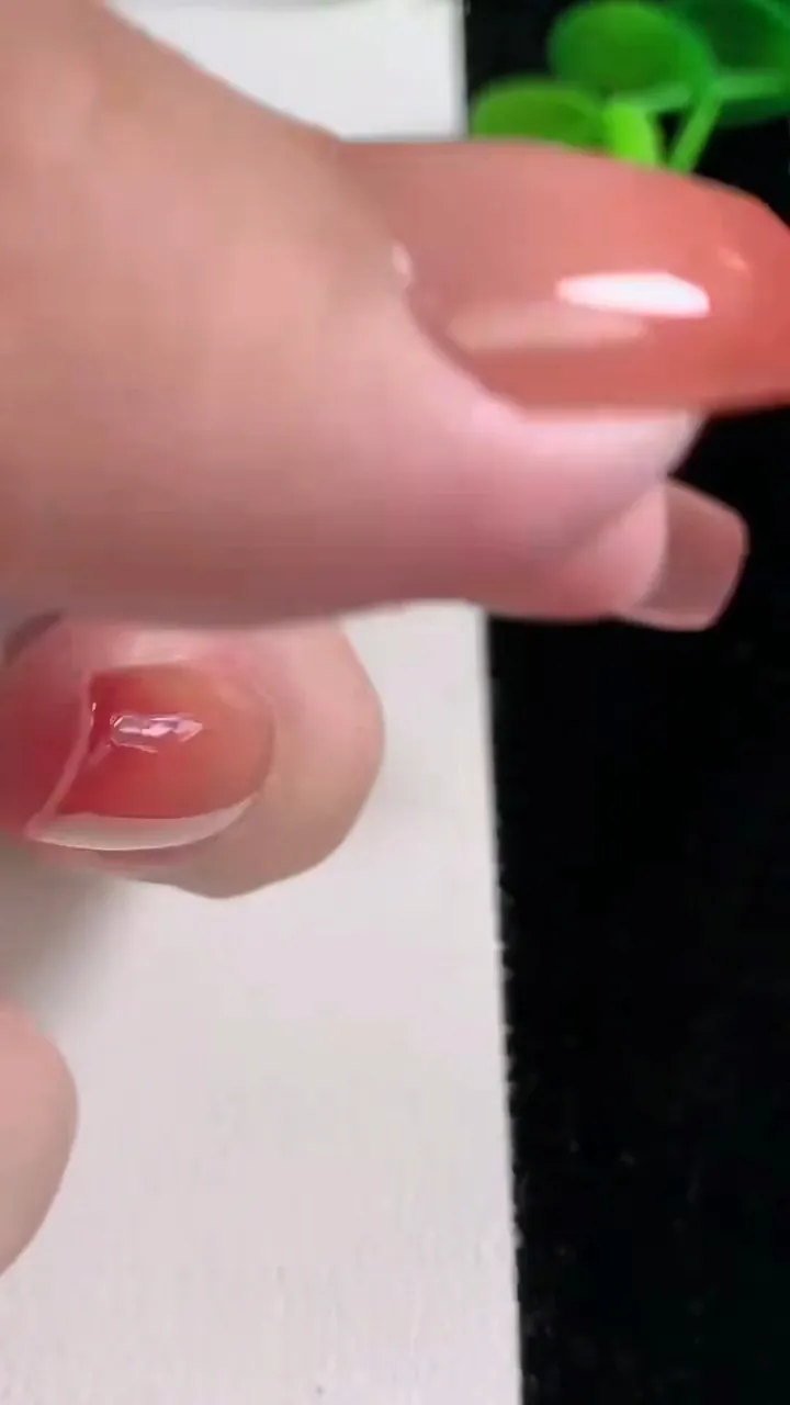 天然A货翡翠虚空藏菩萨吊坠，尺寸50.3-5.2，重量:28.83g
12月16日