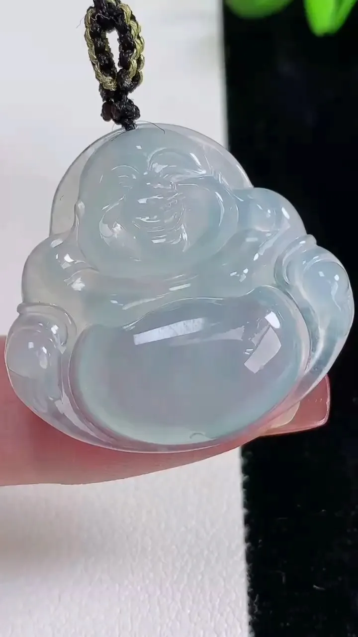 天然A货翡翠佛公吊坠，尺寸30.7-33-5.8，重量:8.69g
12月16日