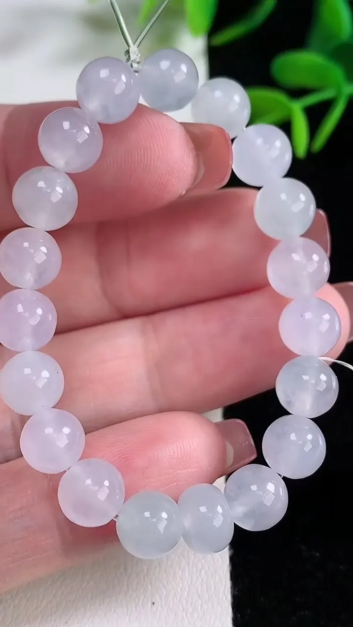 天然A货翡翠种紫罗兰圆珠手串，尺寸7.6-19颗，重量:15.92g12月16日
工厂直销收藏佳品,