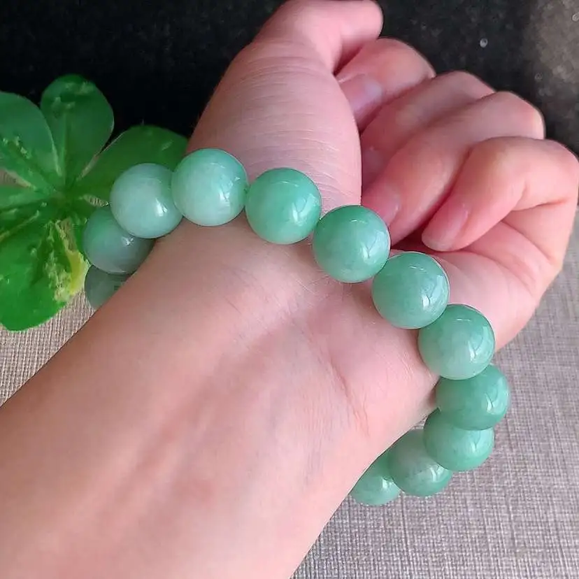 a货翡翠冰种满绿圆珠佛珠手串17颗 尺寸12mm 重量56.28g 1214
