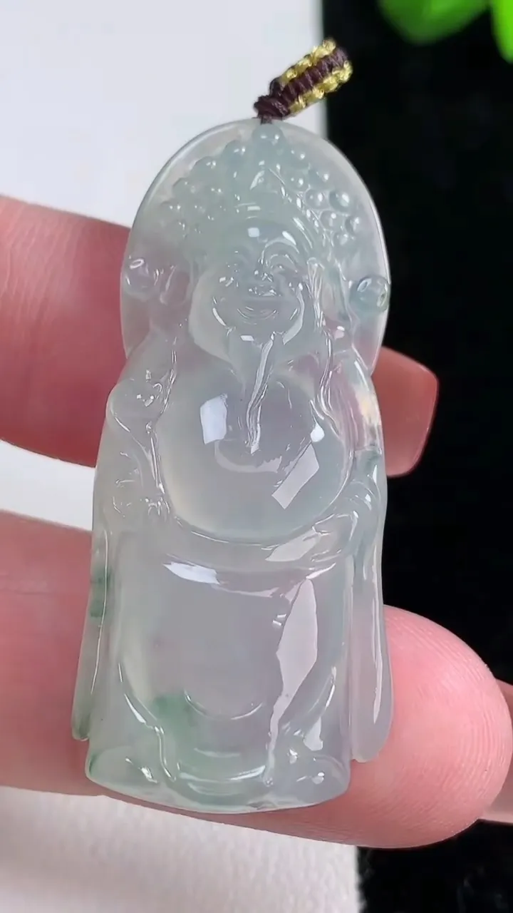 天然A货翡翠冰种飘花财神爷吊坠，尺寸44.2-20-6，重量:10.17g
12月16日