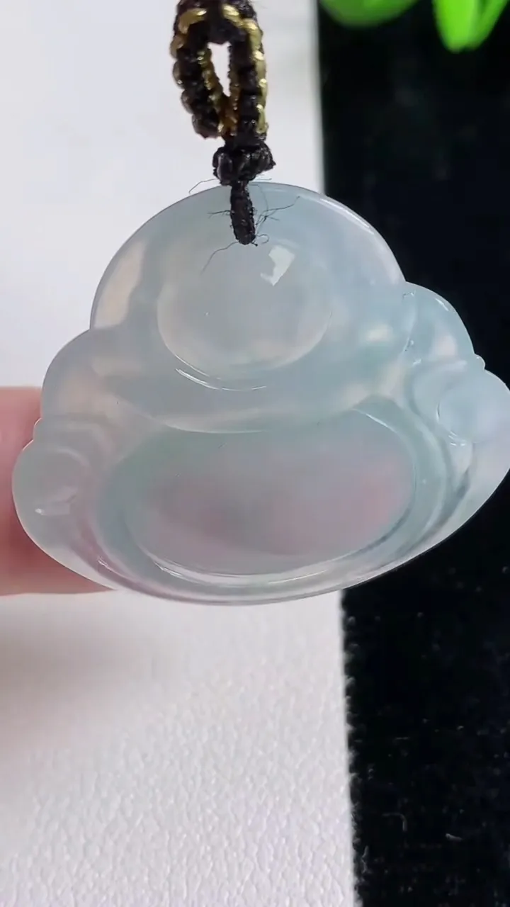 天然A货翡翠佛公吊坠，尺寸30.7-33-5.8，重量:8.69g
12月16日