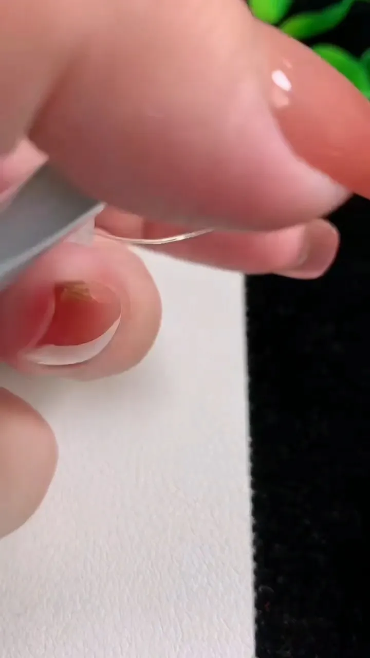 天然A货翡翠春带彩紫罗兰平安扣吊坠，尺寸55-6.8，重:43.92g
12月17日