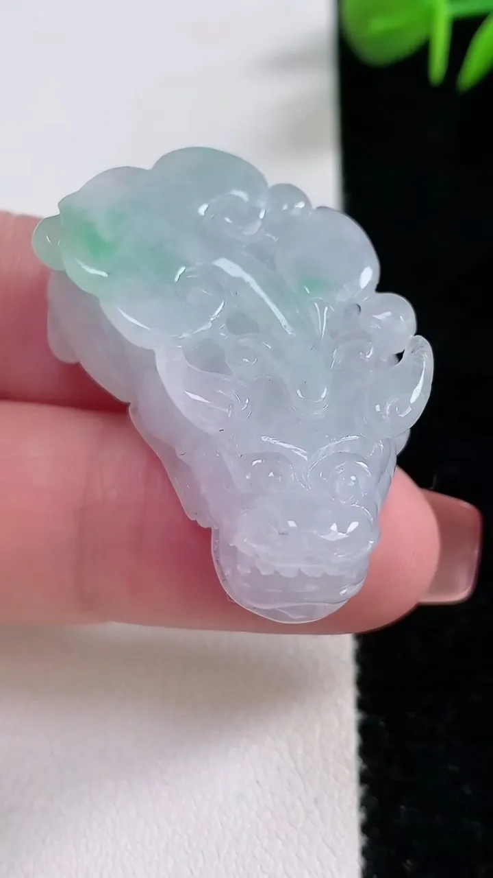 天然A货翡翠貔貅吊坠，尺寸36-20-13，重:21.98g
12月17日