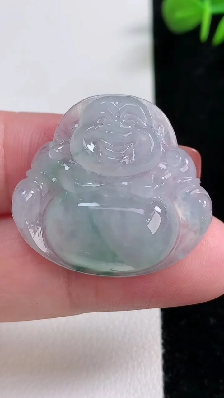 天然A货翡翠冰种飘花佛公吊坠，尺寸28-30.8-6.3，重量:8.28g
12月17日