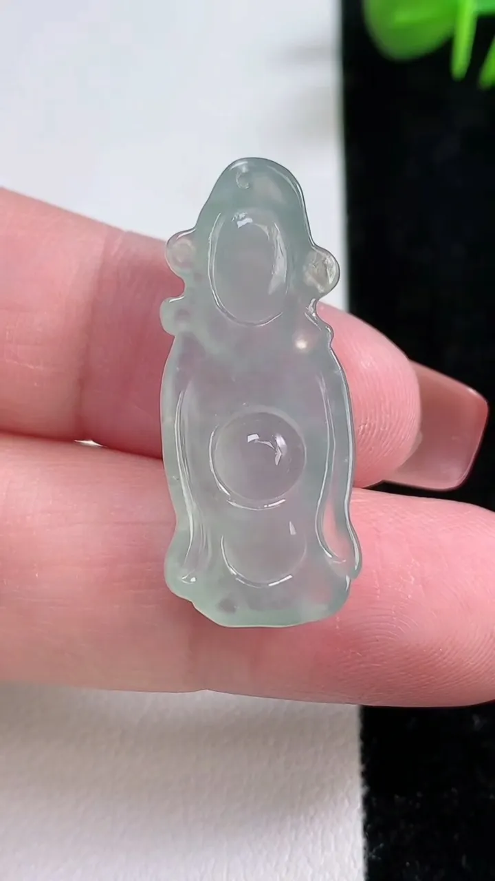 天然A货翡翠财神爷吊坠，尺寸32.5-13.7-5.6，重量:4.32g
12月17日