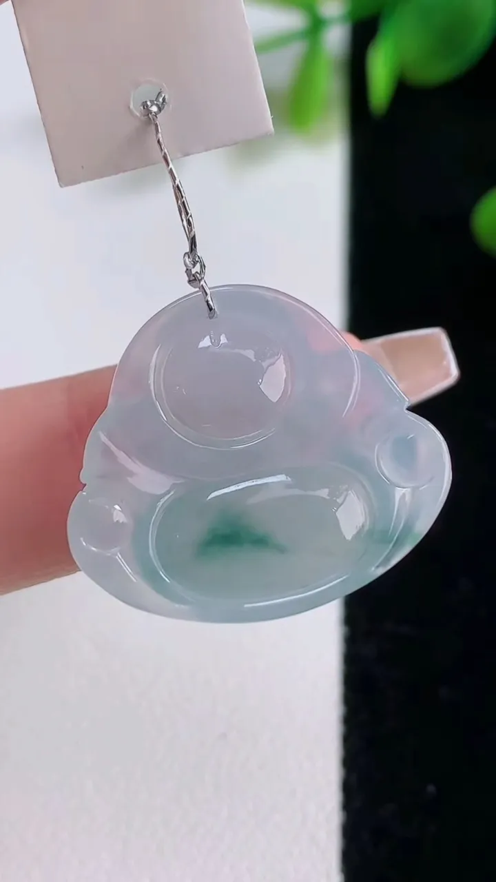 天然A货翡翠冰种飘花佛公吊坠，尺寸21.4-24.5-5.4，重量:4.48g
12月18日