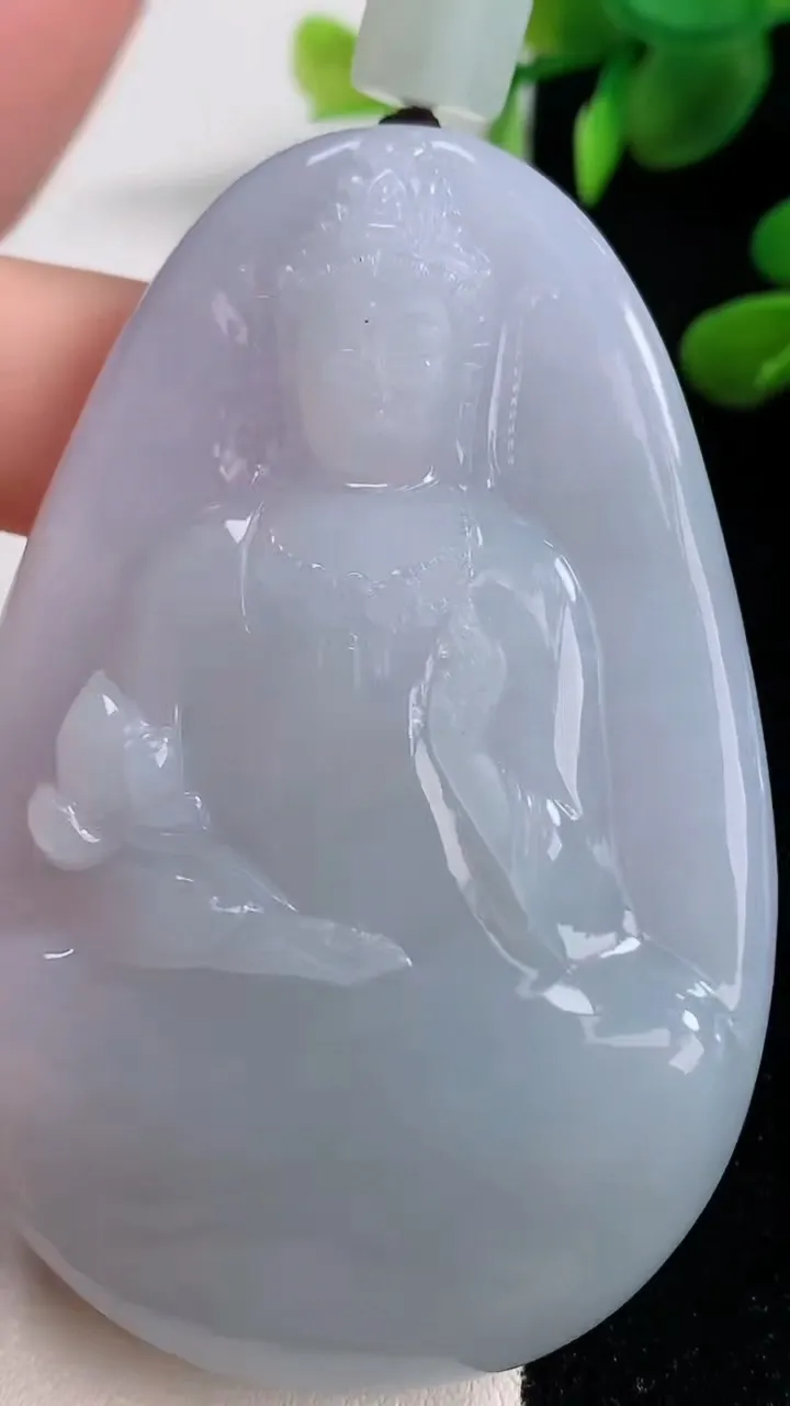 天然A货翡翠紫罗兰大势至菩萨吊坠，尺寸72.3-49-13.4，重量:107.00g
12月18日