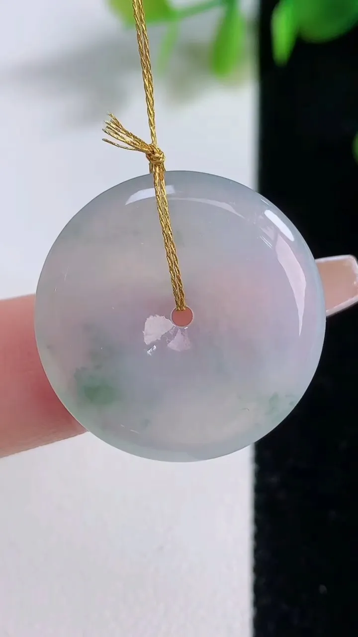 天然A货翡翠冰种飘花平安扣吊坠，尺寸24.2-4，重量:5.12g
12月18日