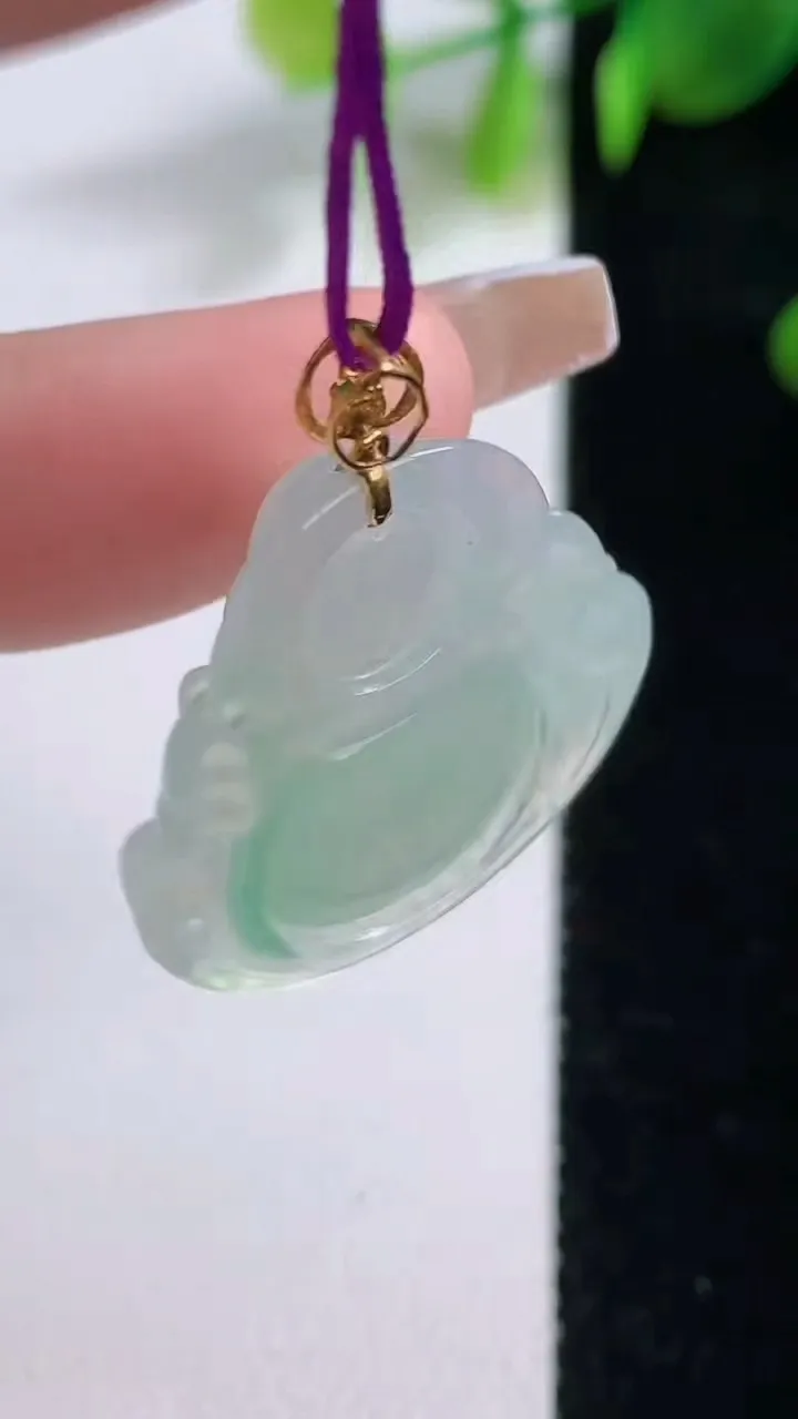 天然A货翡翠佛公吊坠，尺寸23.2-25.3-5.5，重量:4.69g
12月18日