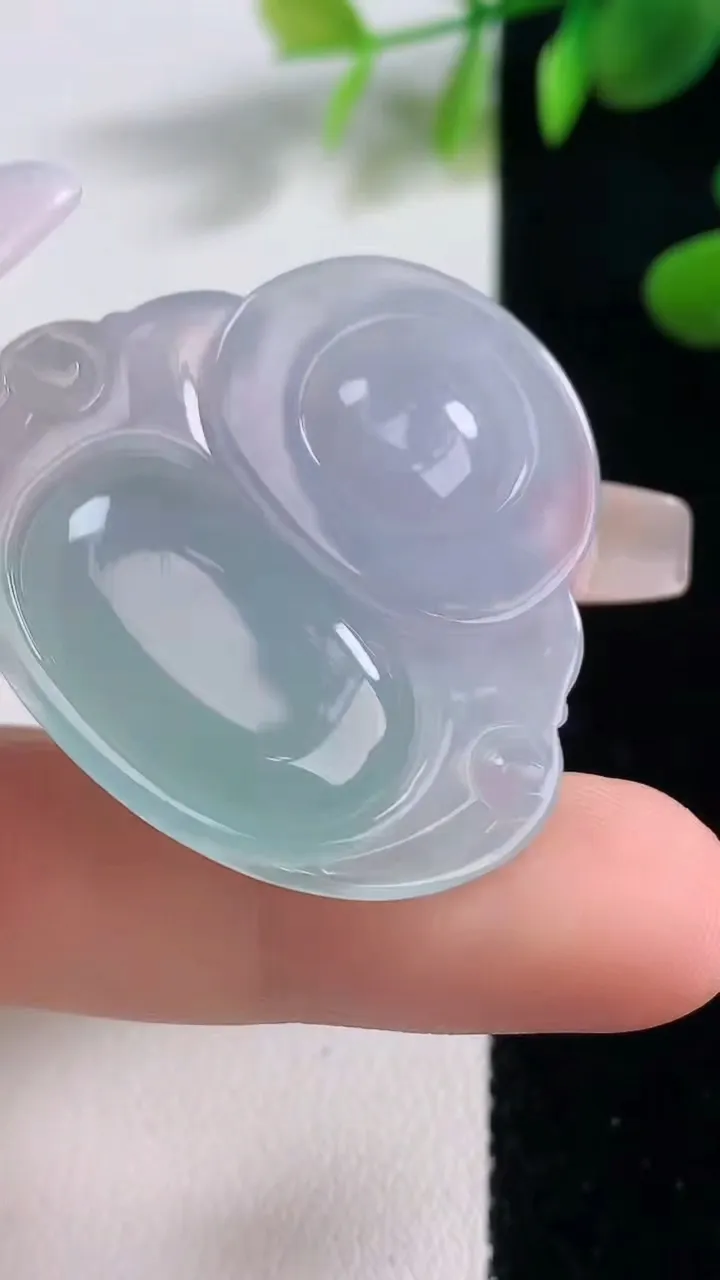 天然A货翡翠冰种春带彩紫罗兰佛公吊坠，尺寸34.3-36.3-5.7，重量:11.19g
12月18日