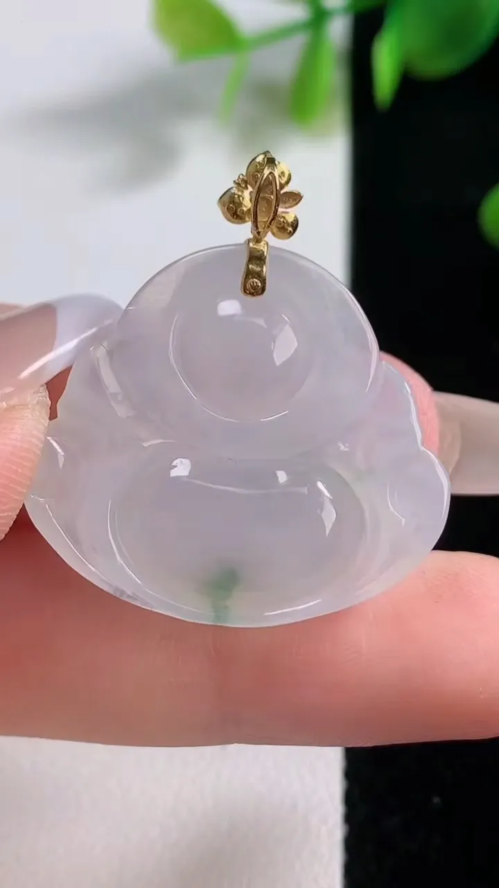 天然A货翡翠种飘花佛公吊坠，尺寸25-29-5.7，重量:6.42g
12月18日