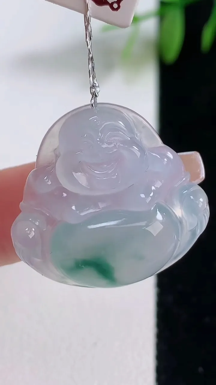 天然A货翡翠冰种飘花佛公吊坠，尺寸23.8-25.2-5.8，重量:5.37g
12月18日