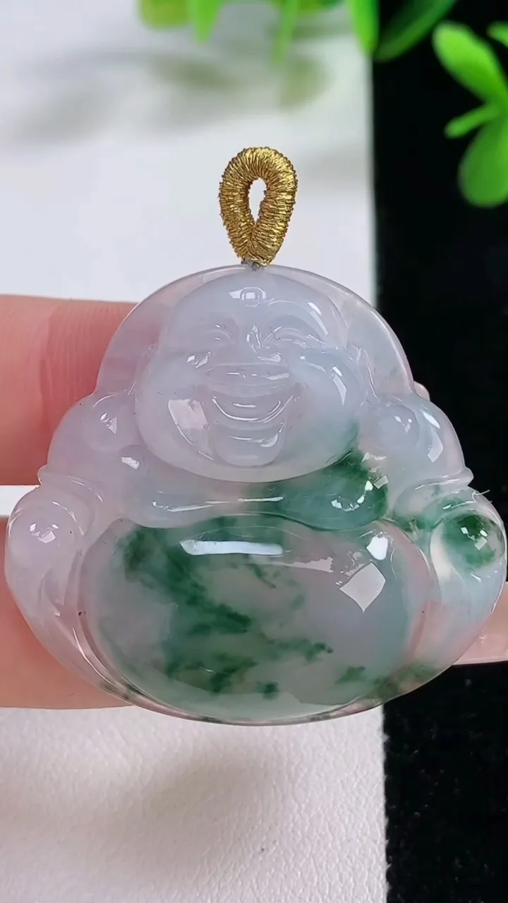 天然A货翡翠种飘花佛公吊坠，尺寸36-39.1-7.6，重:15.30g
12月19日