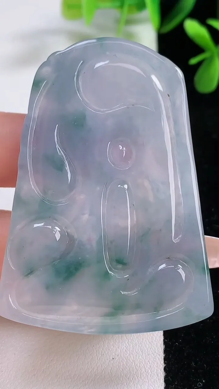 天然A货翡翠紫罗兰文殊菩萨吊坠，尺寸58-42-5.6，重:24.34g
12月19日