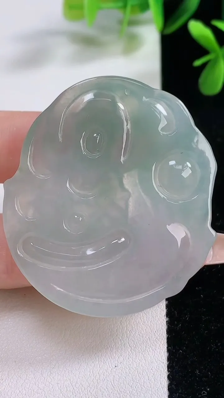 天然A货翡翠普贤菩萨吊坠，尺寸49-45-7，重:24.57g
12月19日