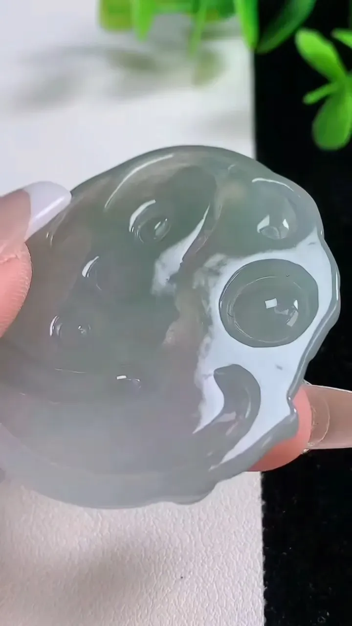 天然A货翡翠普贤菩萨吊坠，尺寸49-45-7，重:24.57g
12月19日