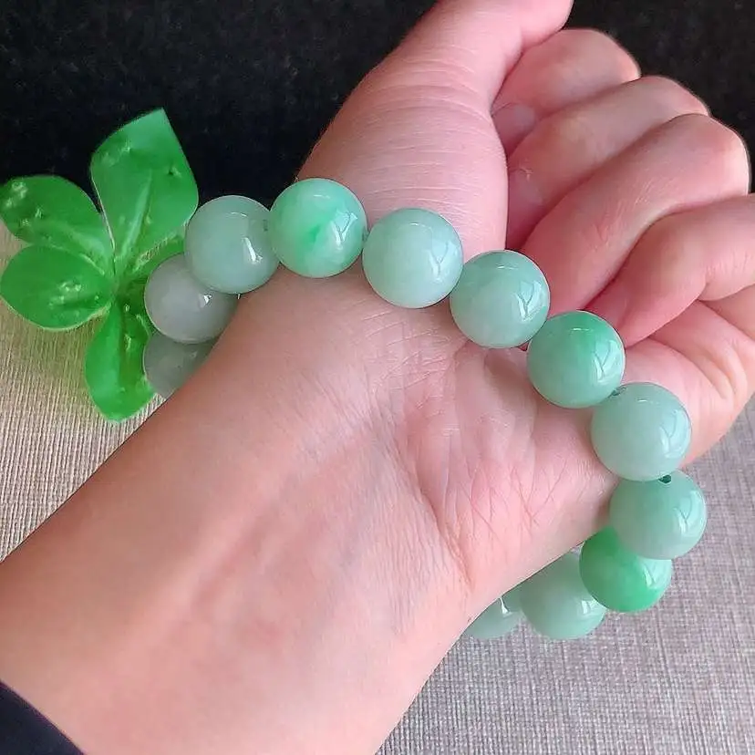 a货翡翠冰种满绿甜绿圆珠佛珠手串16颗  尺寸13.3mm 重量63.72g 1218