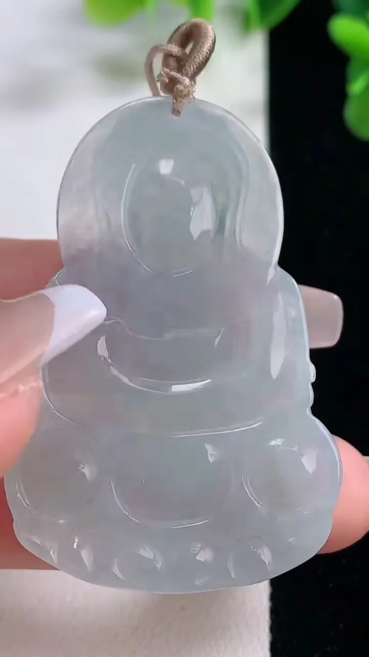 天然A货翡翠观音菩萨吊坠，尺寸50.5-34-4.8，重量:14.32g
12月20日