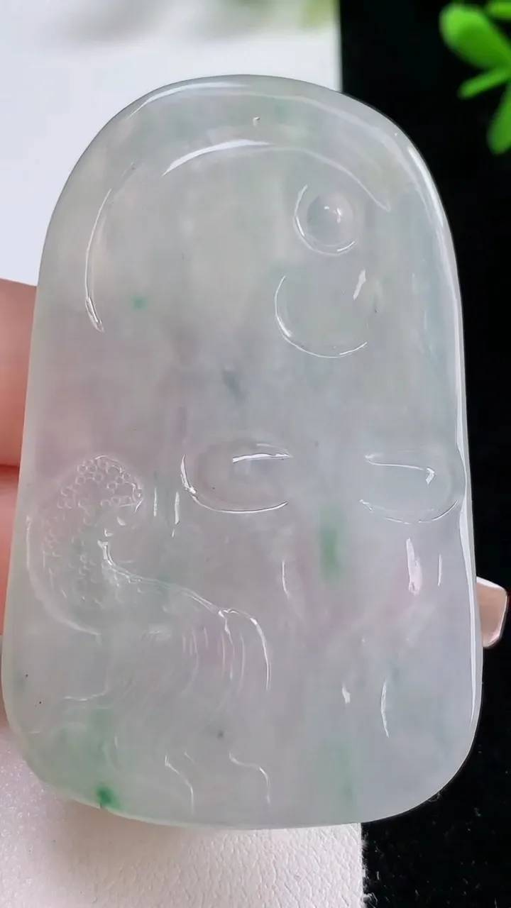 天然A货翡翠飘花文殊菩萨吊坠，尺寸63.7-40-6，重:32.69g
12月20日