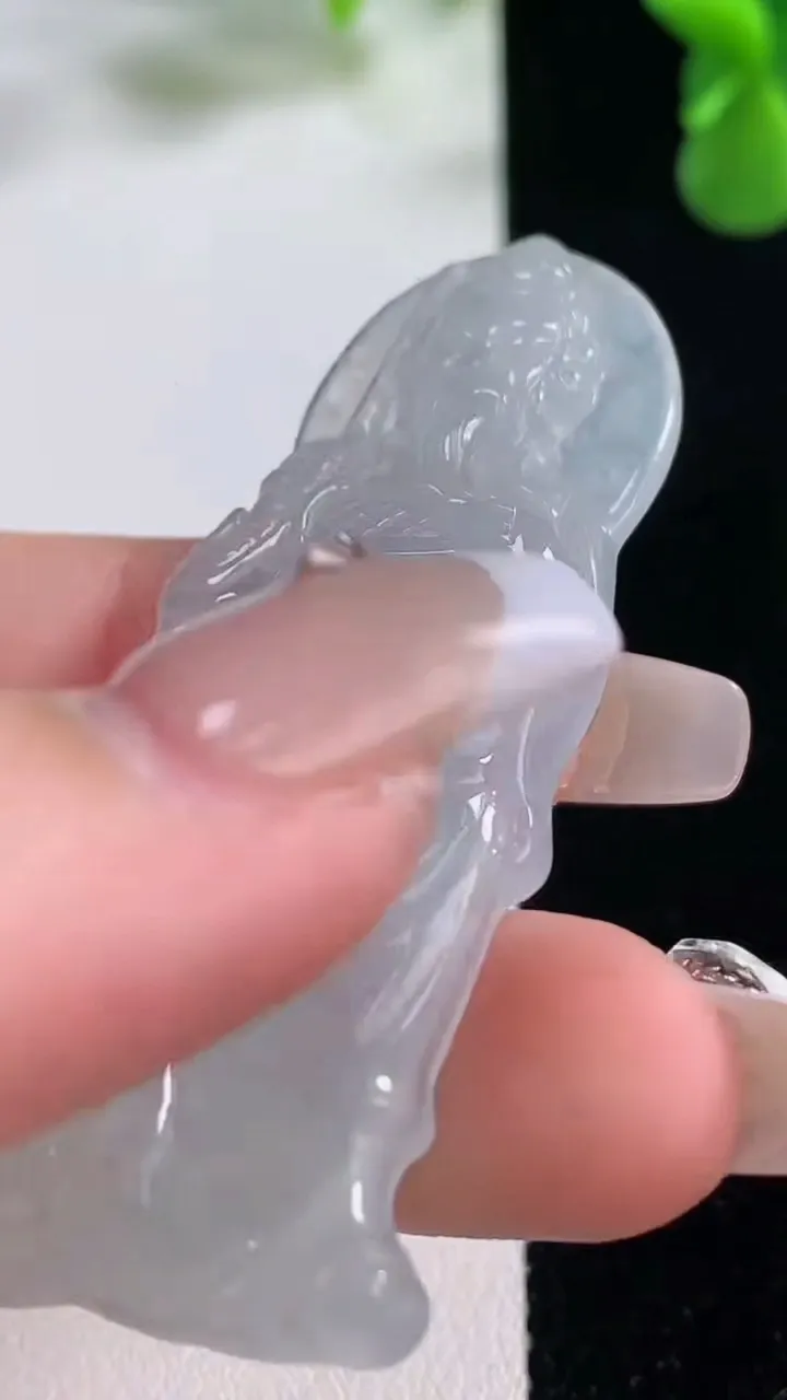 天然A货翡翠关公吊坠，尺寸57-20.3-5，重量:12.75g
12月20日